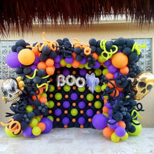 Load image into Gallery viewer, 133PCS Halloween Themed Balloon Garland Arch Kit, Spooky Balloon Decor Supplies for Halloween Party Scene Arrangement
